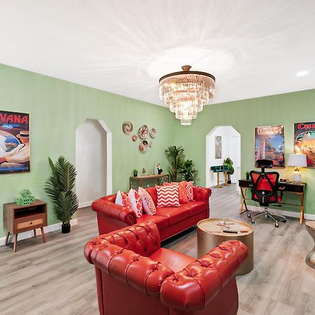 New! Havana Nights Villa ! Walk To Calle Ocho! マイアミ エクステリア 写真