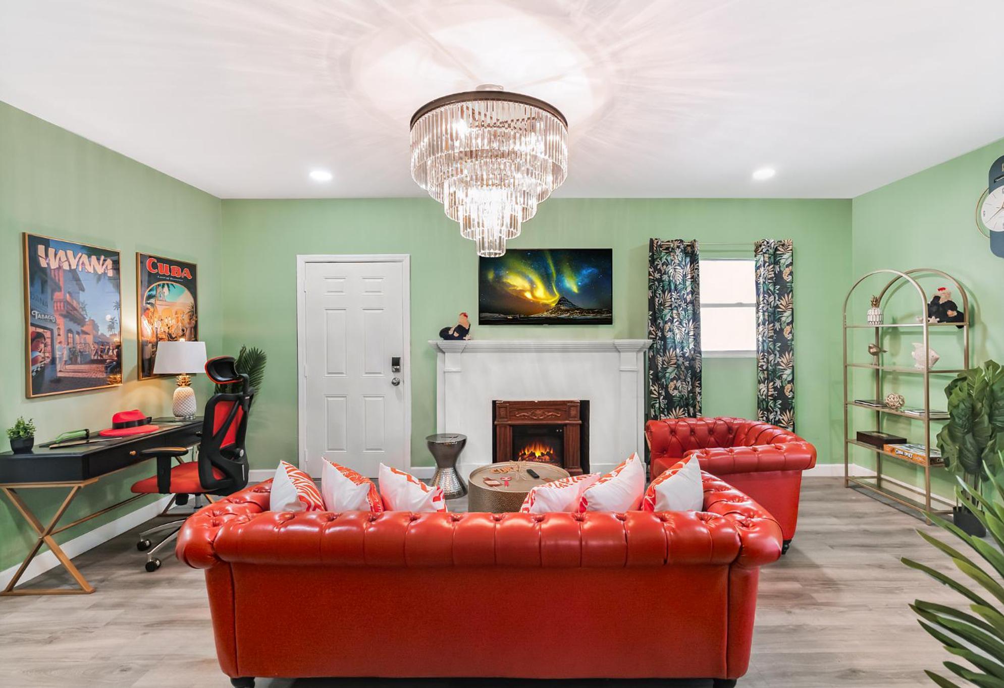 New! Havana Nights Villa ! Walk To Calle Ocho! マイアミ エクステリア 写真